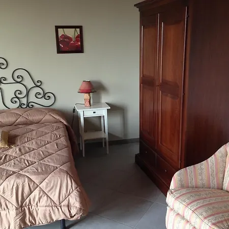 مزرعة للإقامة Fruttirossi Trofarello