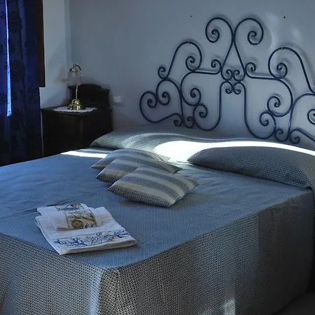 בית חווה Fruttirossi *